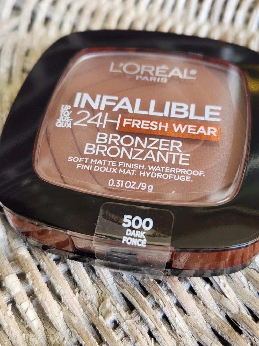 NWT L'Oreal Infallible 24 hour Fresh Wear Bronzer 500 Dark